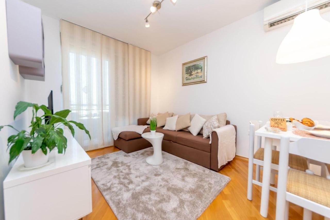 Appartamento Boki Zara Esterno foto